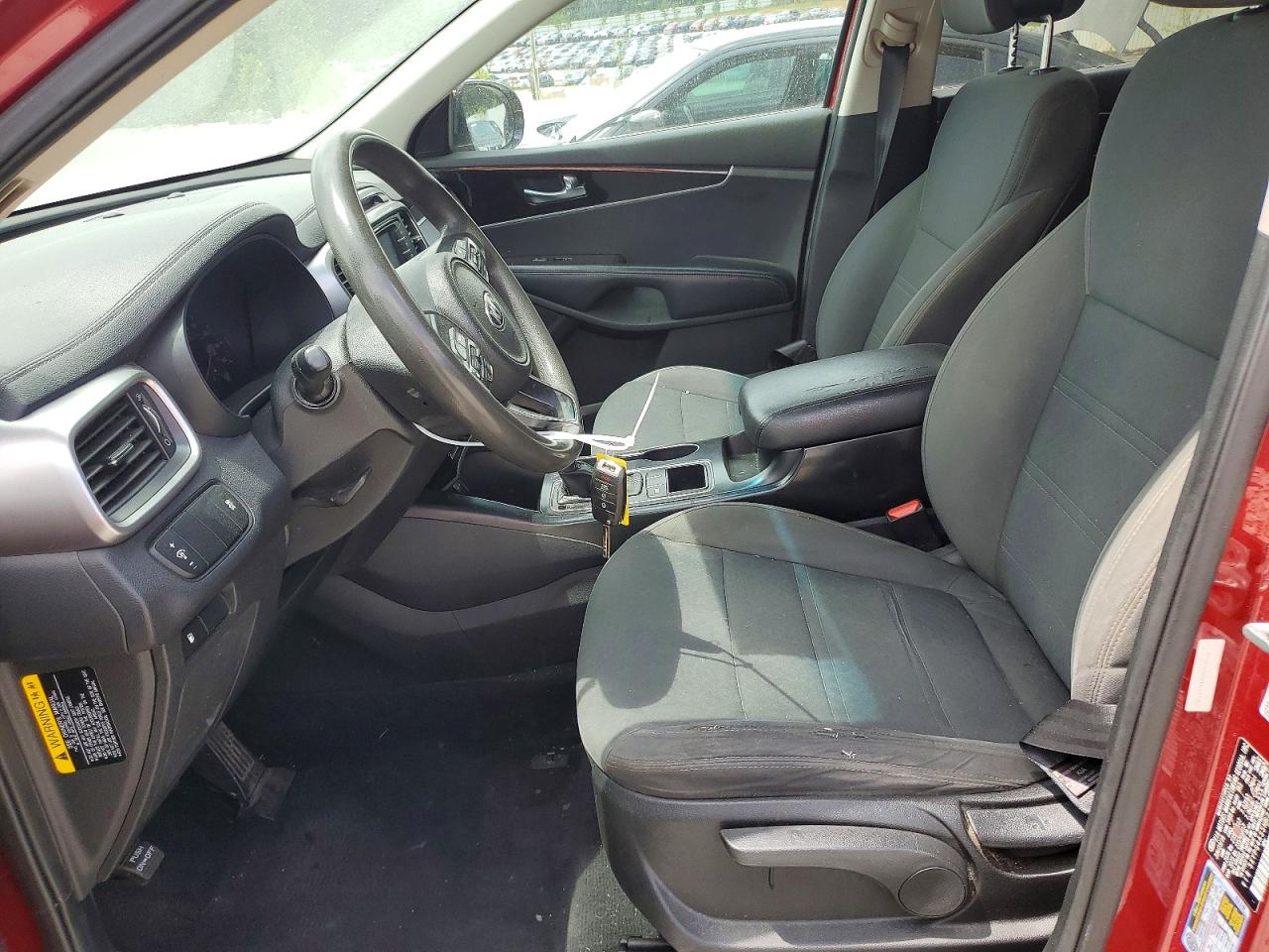 2017 KIA SORENTO L, LX