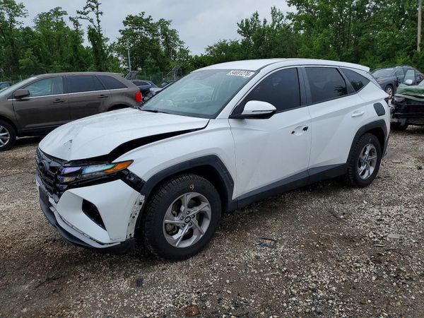 2022 HYUNDAI TUCSON SE