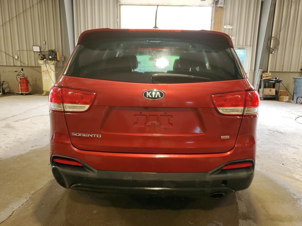 2016 KIA SORENTO L / LX
