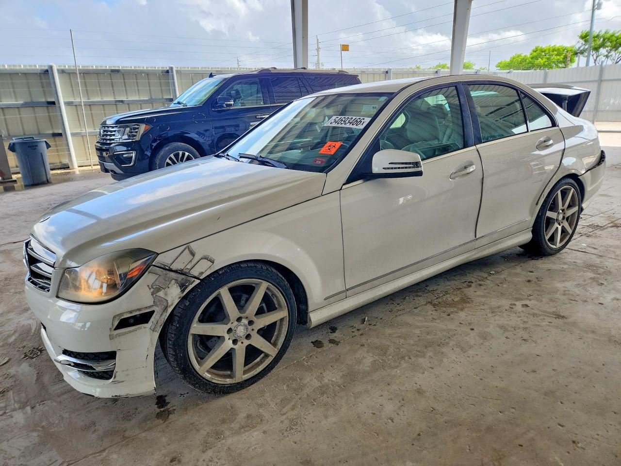2014 MERCEDES-BENZ C C250