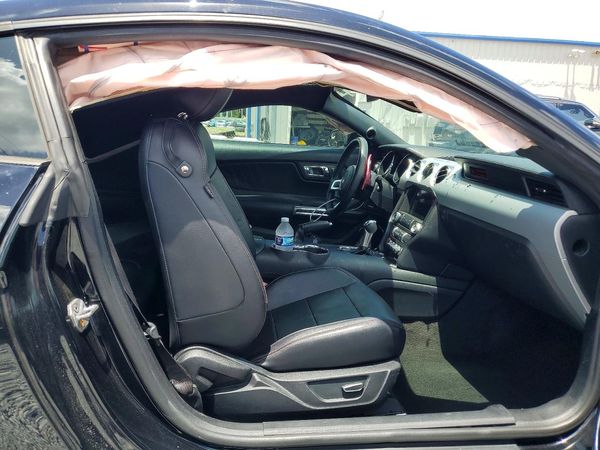 2017 FORD MUSTANG GT Coupe