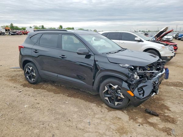 2025 KIA SELTOS S, X-Line