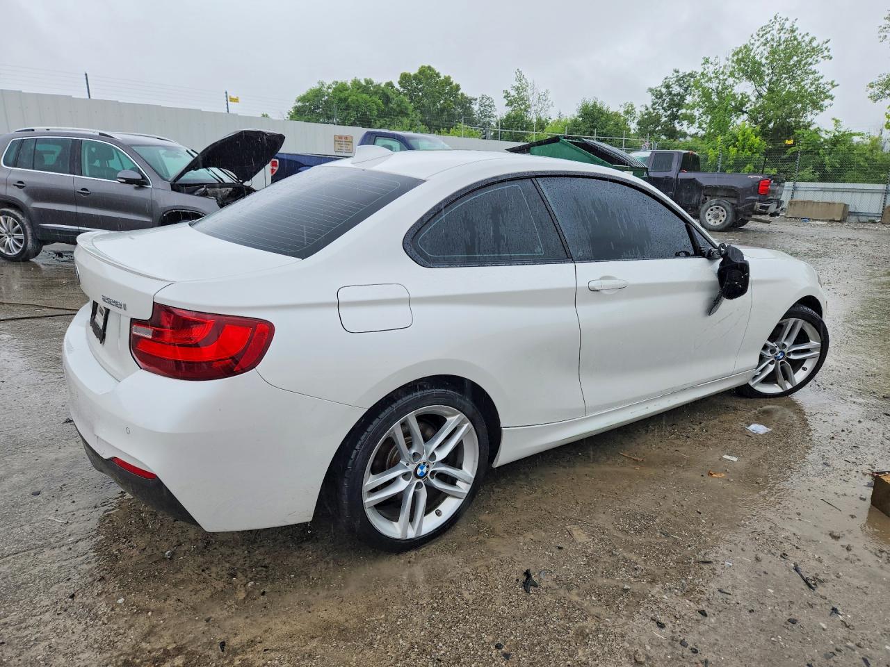 2016 BMW 228 xDrive
