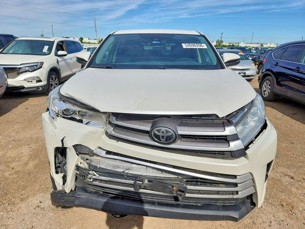 2018 TOYOTA HIGHLANDER LE/LE Plus