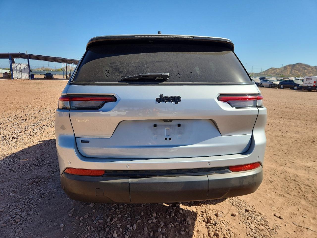 2022 JEEP GRAND CHEROKEE L LAREDO 4X2