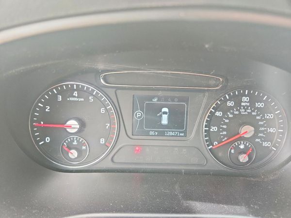 2017 KIA SORENTO L, LX