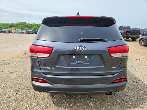 2017 KIA SORENTO L, LX