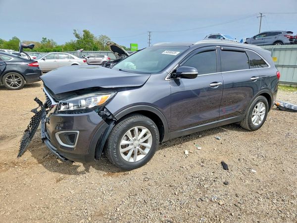 2017 KIA SORENTO L, LX