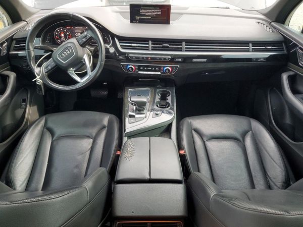 2017 AUDI Q7 quattro Premium Plus
