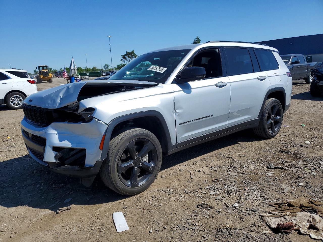 2024 JEEP GRAND CHEROKEE Laredo