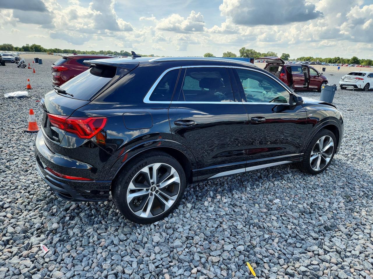 2020 AUDI Q3
