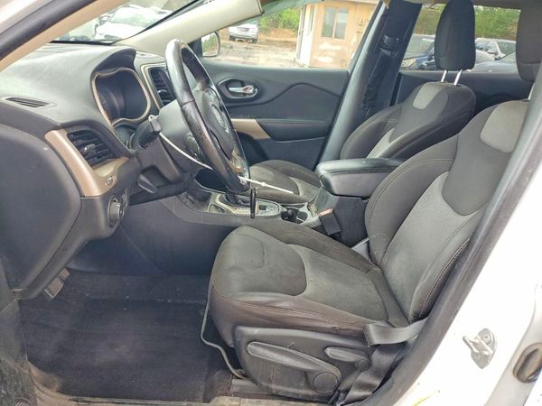 2018 JEEP CHEROKEE LATITUDE FWD