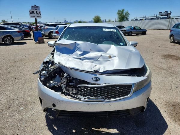 2017 KIA FORTE LX Base
