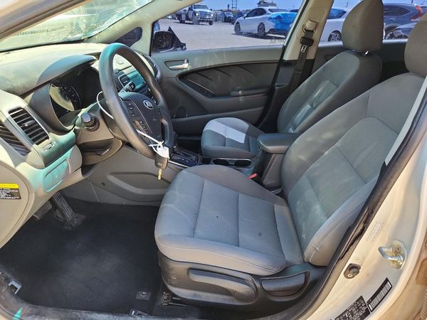 2017 KIA FORTE LX Base
