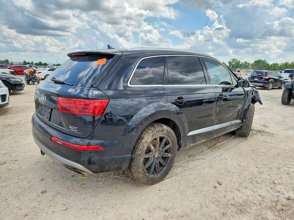 2018 AUDI Q7