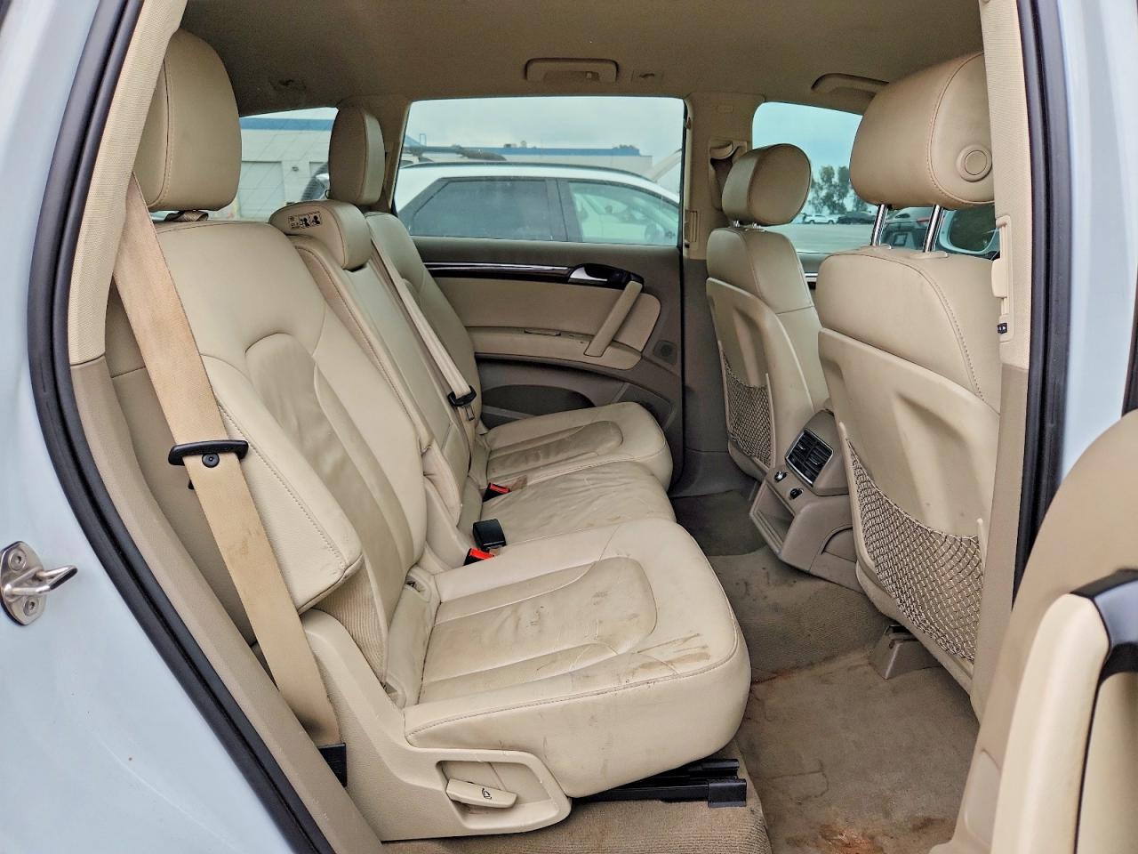 2015 AUDI Q7 Premium