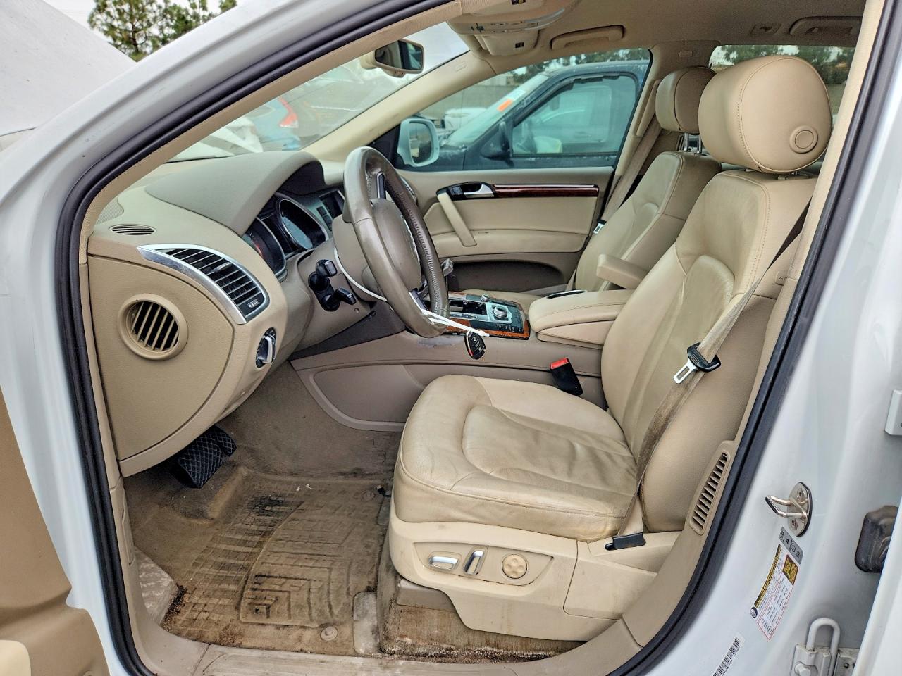 2015 AUDI Q7 Premium