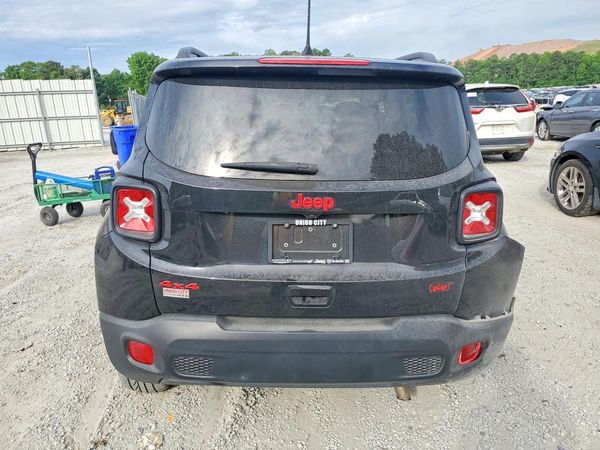 2023 JEEP RENEGADE LATITUDE 4X4