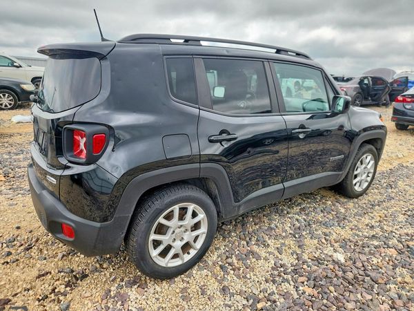 2021 JEEP RENEGADE LATITUDE 4X2
