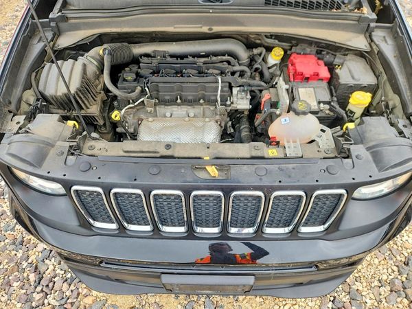 2021 JEEP RENEGADE LATITUDE 4X2