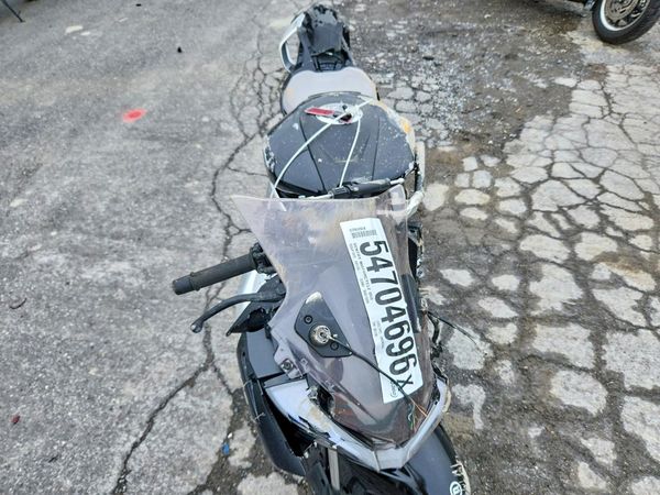 2025 CF MOTO 675SS