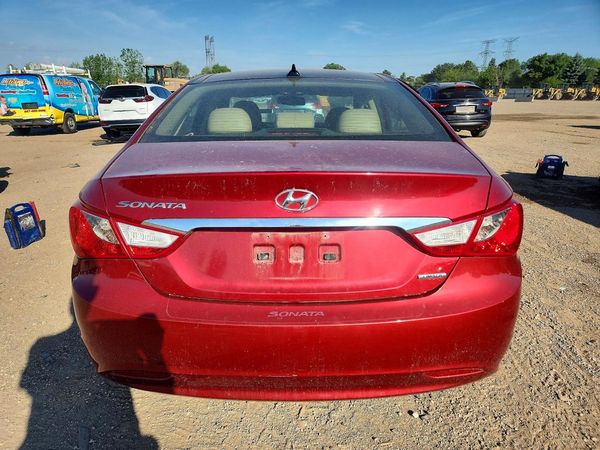 2012 HYUNDAI SONATA Middle level