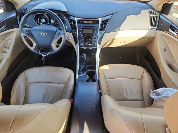 2012 HYUNDAI SONATA Middle level