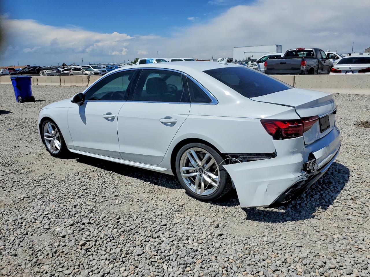 2020 AUDI A4 quattro Premium