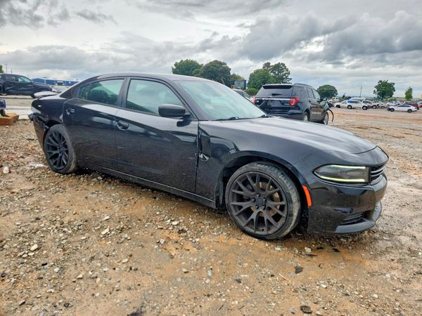 2017 DODGE CHARGER SE RWD