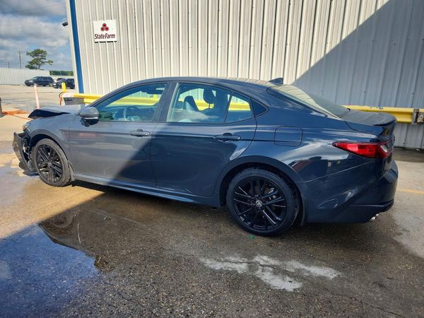 2026 TOYOTA CAMRY