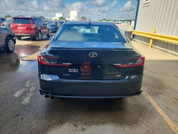 2026 TOYOTA CAMRY