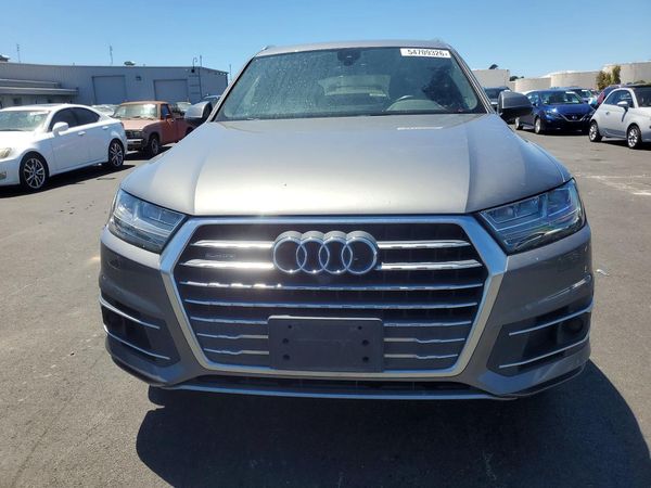 2017 AUDI Q7 quattro Premium Plus