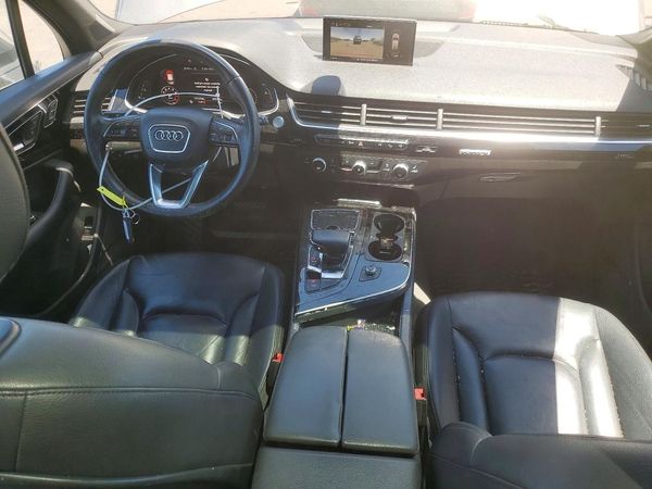 2017 AUDI Q7 quattro Premium Plus