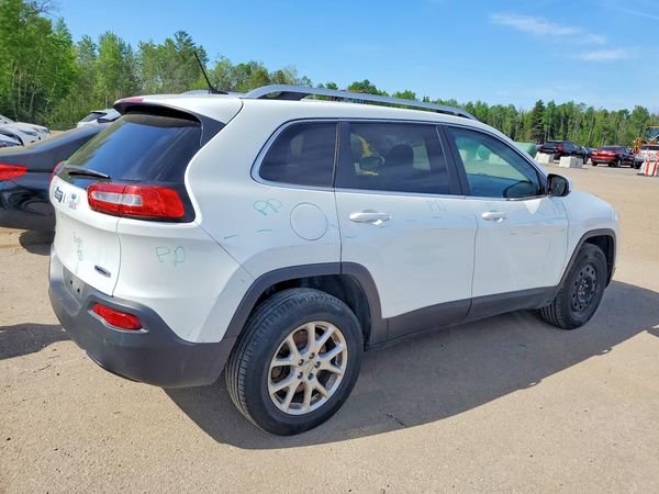 2015 JEEP CHEROKEE LATITUDE 4X4