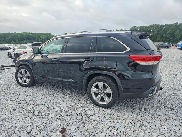 2017 TOYOTA HIGHLANDER