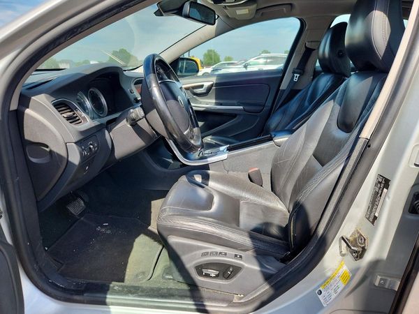 2012 VOLVO S60