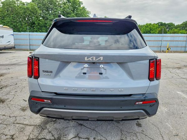 2022 KIA SORENTO S