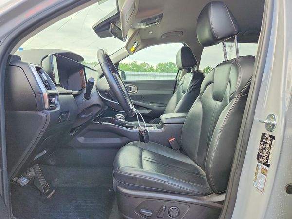 2022 KIA SORENTO S