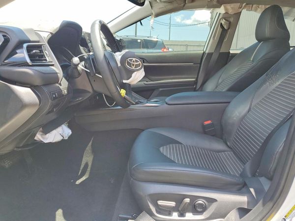 2021 TOYOTA CAMRY SE + Convenient Pkg