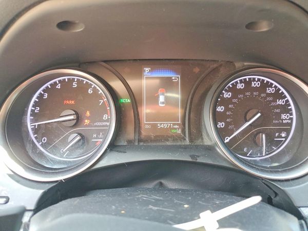 2021 TOYOTA CAMRY SE + Convenient Pkg