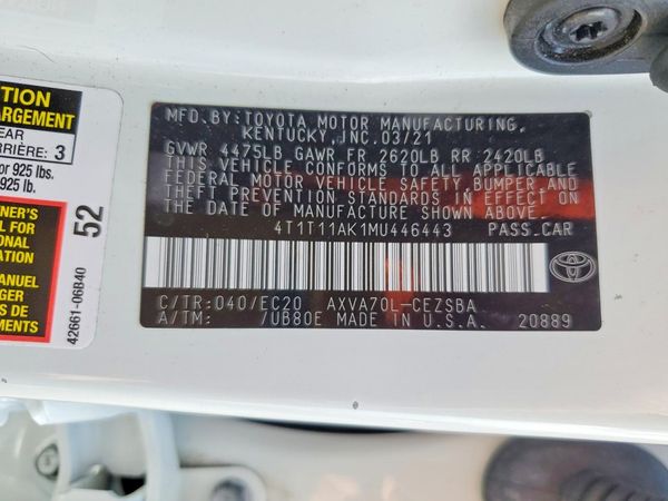 2021 TOYOTA CAMRY SE + Convenient Pkg