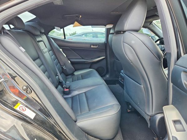 2017 LEXUS IS 300