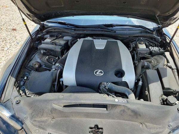 2017 LEXUS IS 300