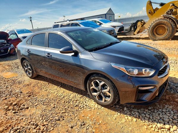 2021 KIA FORTE FE, LXS