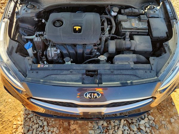 2021 KIA FORTE FE, LXS