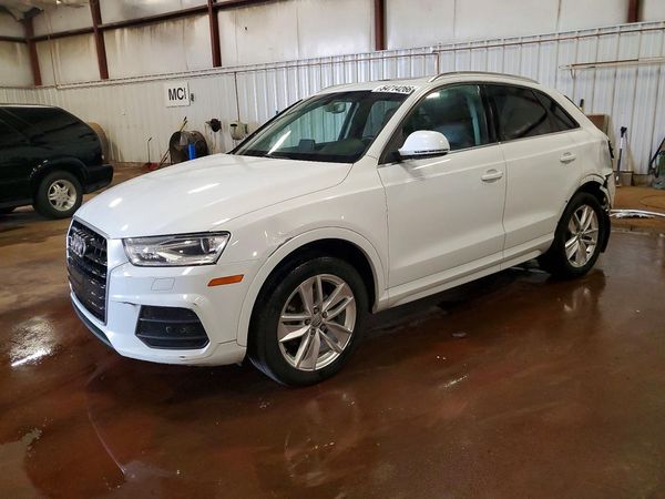 2016 AUDI Q3 quattro Premium Plus