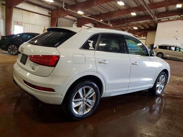 2016 AUDI Q3 quattro Premium Plus