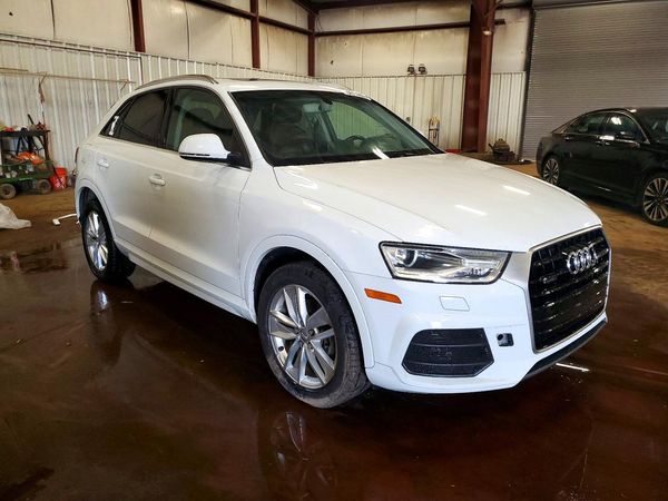 2016 AUDI Q3 quattro Premium Plus
