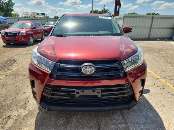 2017 TOYOTA HIGHLANDER SE/XLE