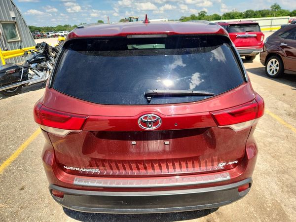 2017 TOYOTA HIGHLANDER SE/XLE